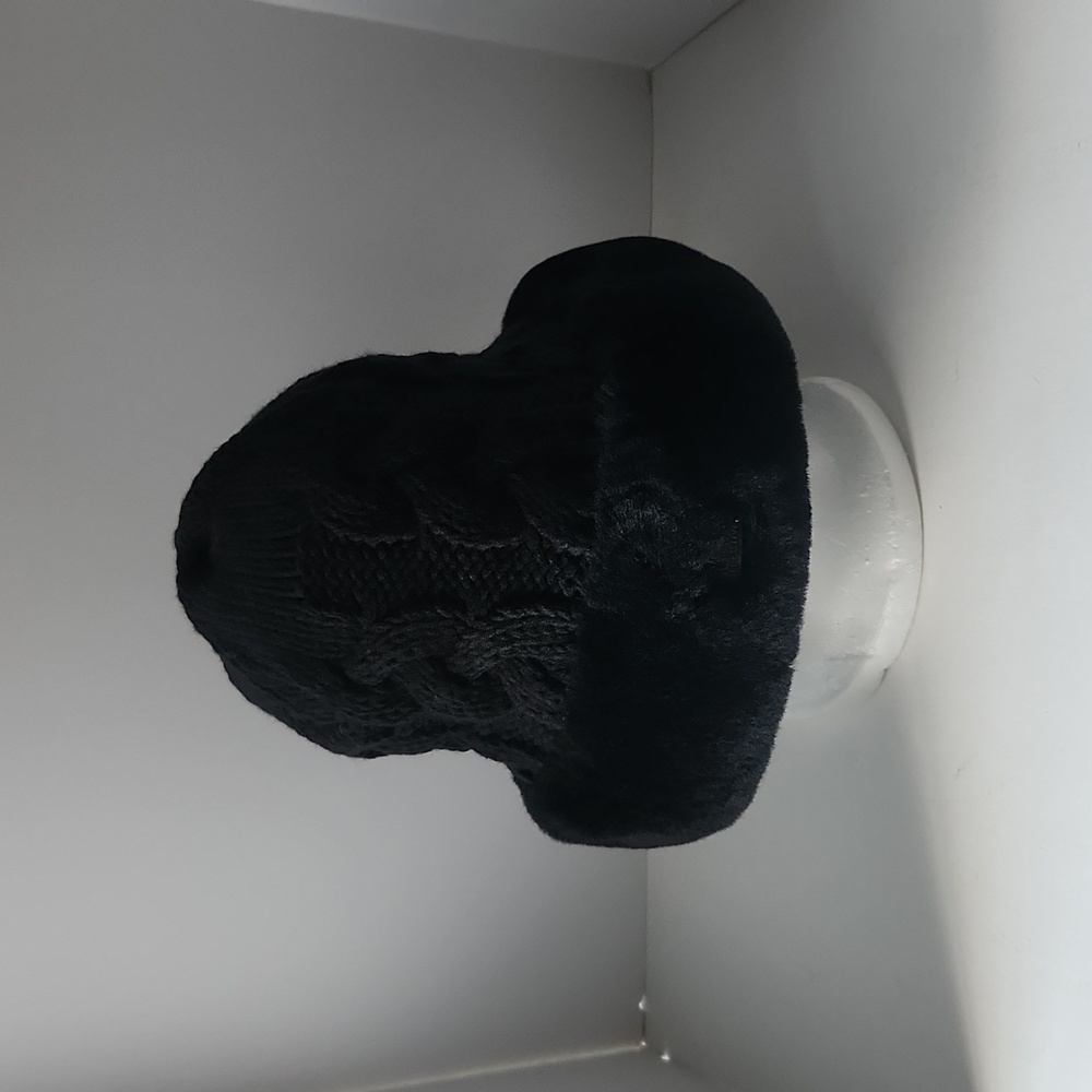 Australia Luxe Collective Sheepskin Hat Black Medium